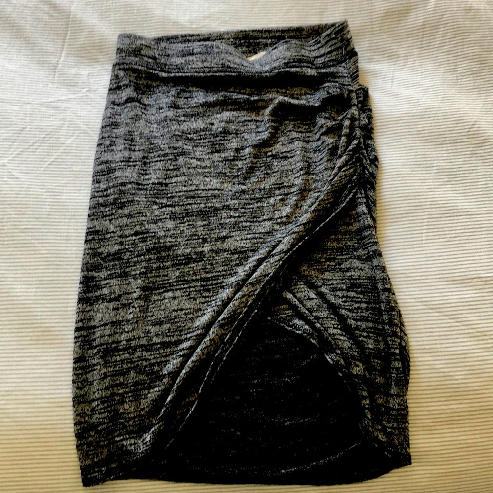 Xxs wilfred skirt (aritzia brand)